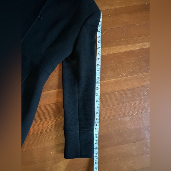 Jcrew wool Thinsulate long coat 4tall. Classic lady day coat - Picture 10 of 12